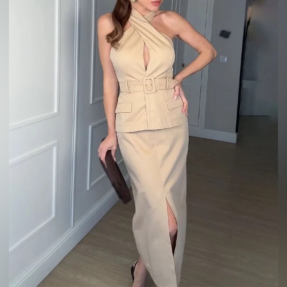 Zara Dresses & Skirts - Zara Khaki Halter Neck Belted Midi Dress Women’s. Sleeveless Keyhole  Pockets S